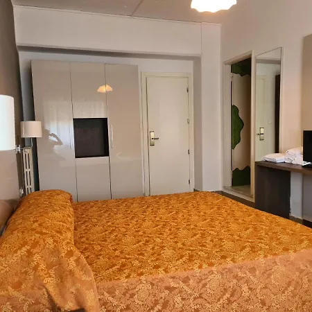 New Park Hotel-3